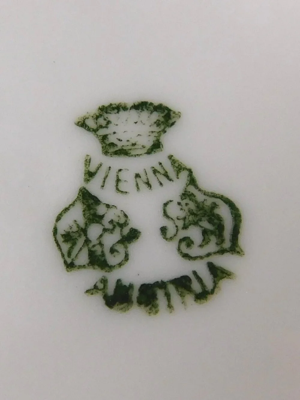 Lot of Six Royal Vienna Reticulated Small Plates # 27402
